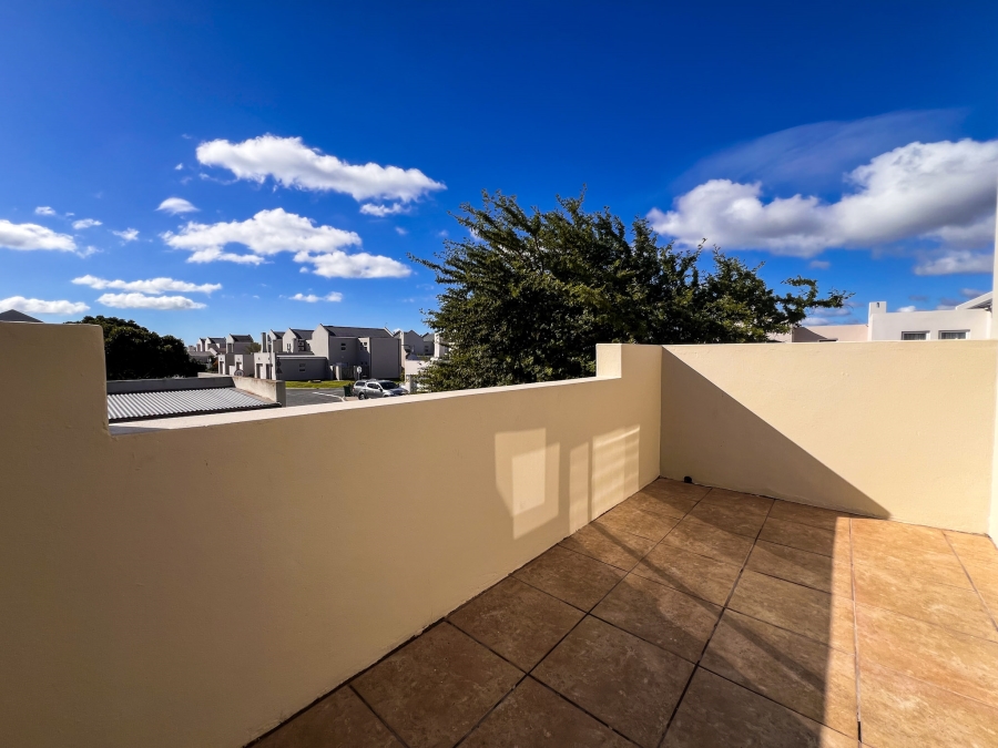 3 Bedroom Property for Sale in Villa Diamante Western Cape